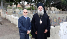 المطران عطا الله حنا يحيي ذكرى مقتل السيد جابي قديس في مدينة يافا